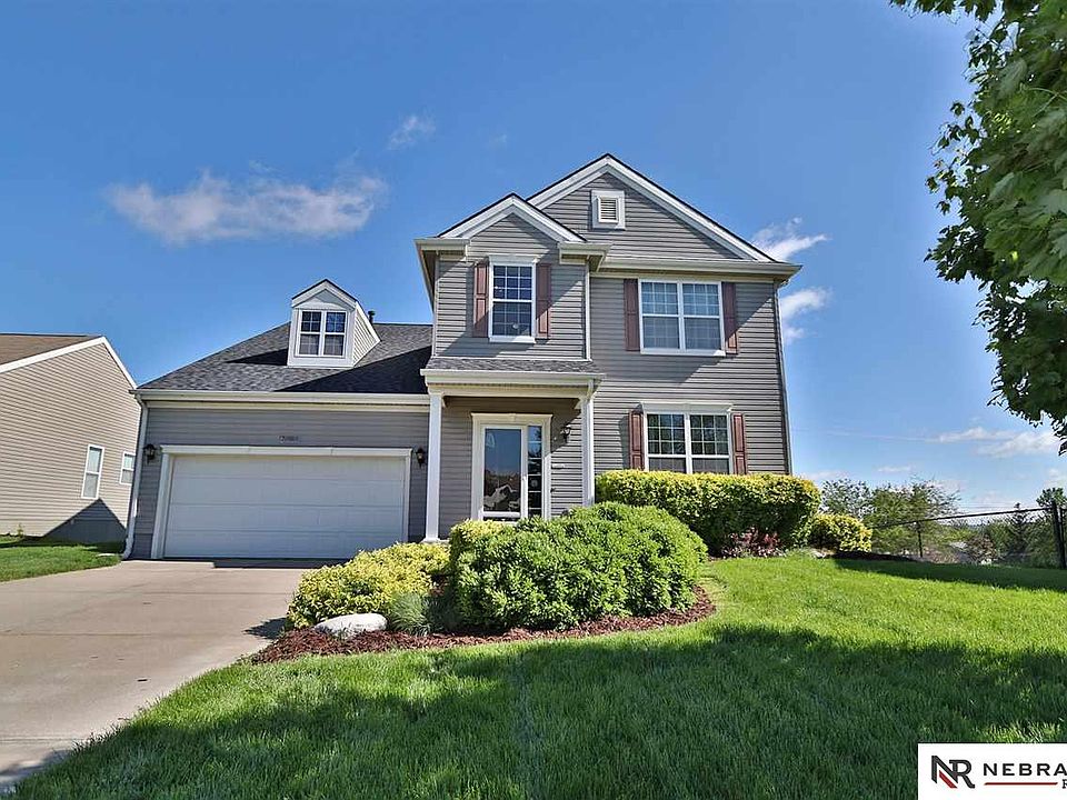 1st image of 2001 S River Rock Dr