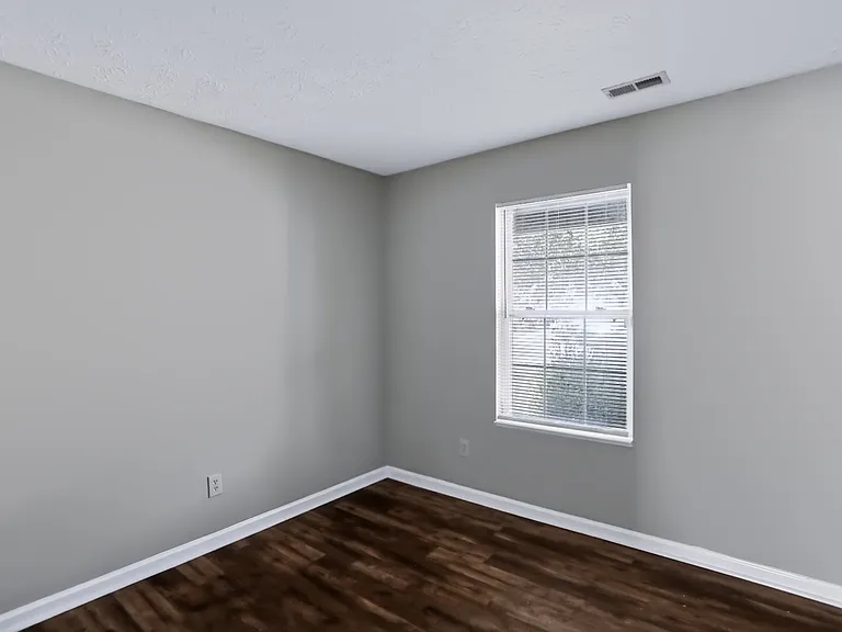 5439 Lake Boggs St — Photo 55
