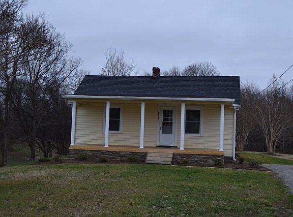 2nd image of 233 Eastwood Dr