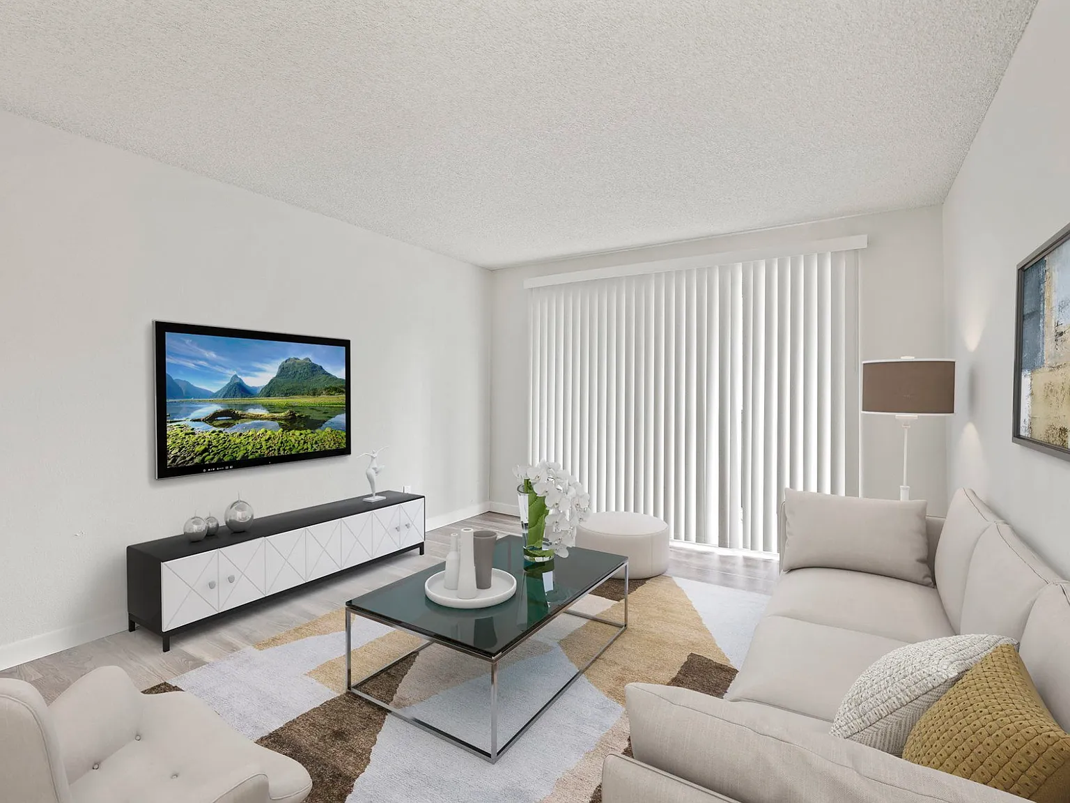 James Apartment Homes — Photo 3