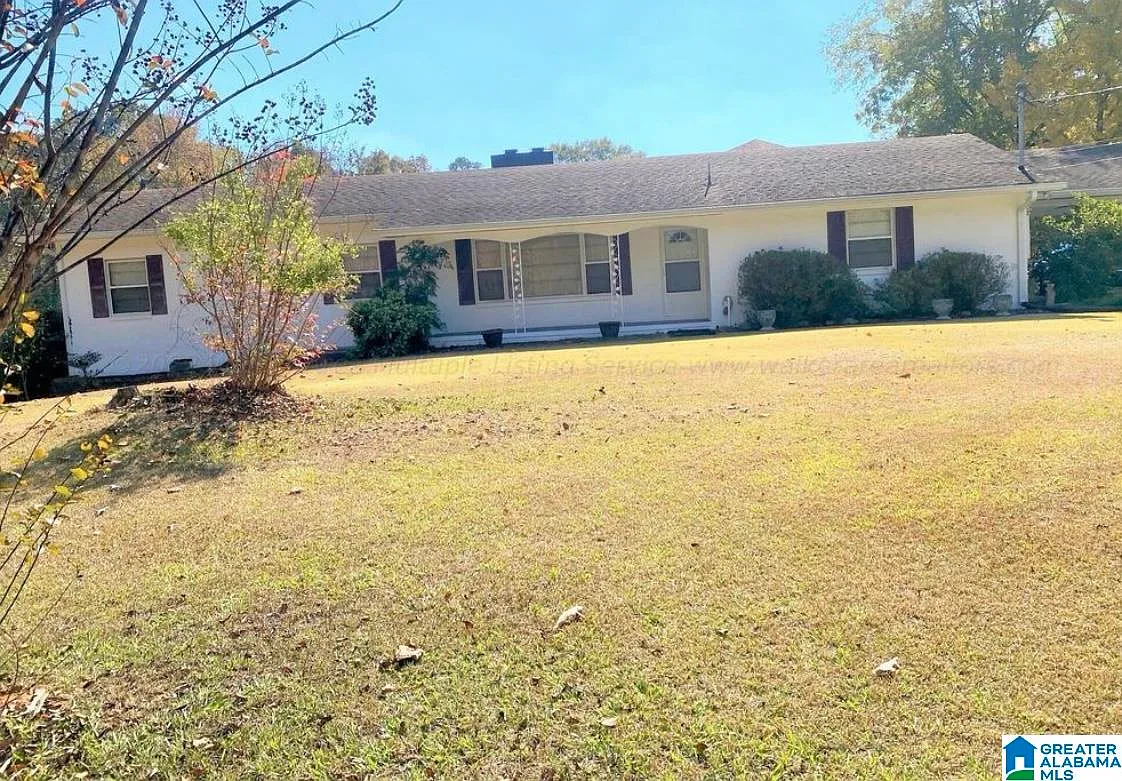 7 bed, 4.0 bath, $2,700 — Photo 3
