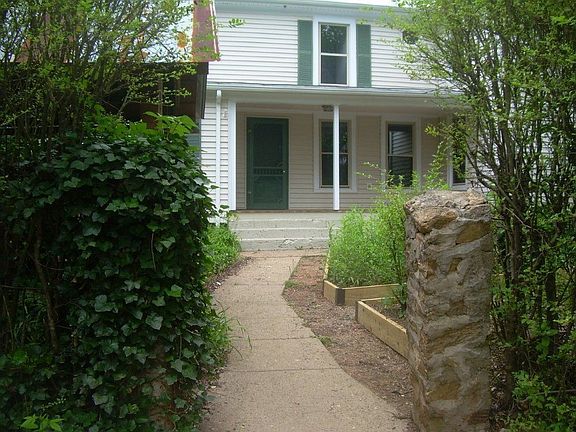 Walkway from Driveway