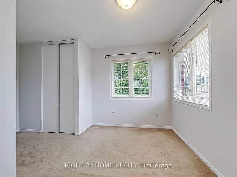 38 Fairview Rd W #38 — Photo 33