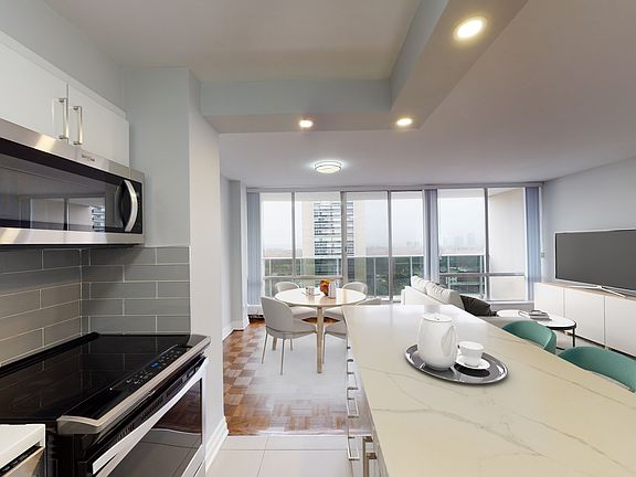 4th image of 35 High Park Ave #711099