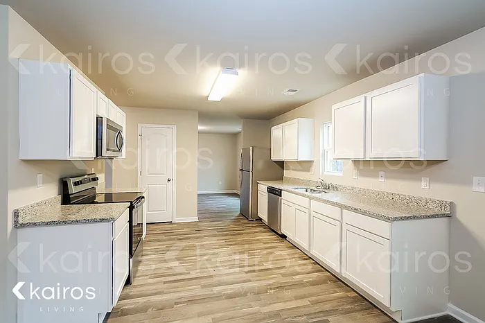 216 Indian River Dr — Photo 5