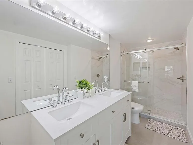 5455 Worthington Ln #103 — Photo 21