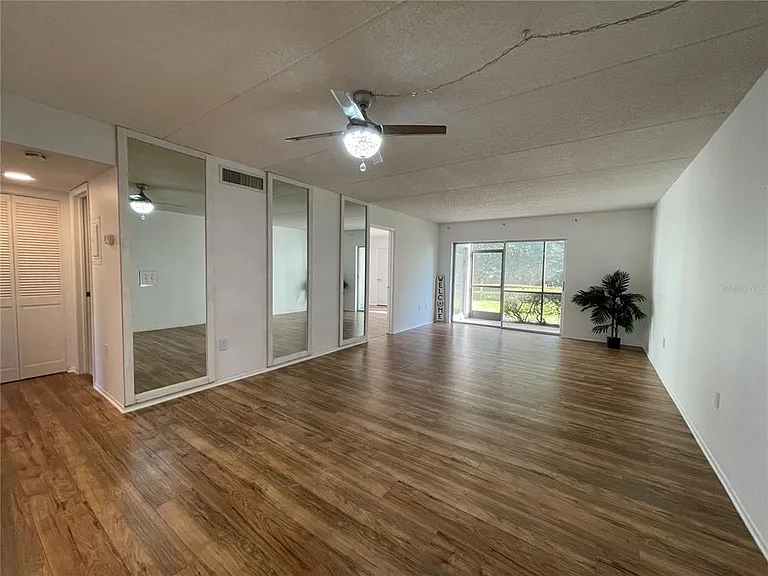 103 Palmetto Ct #103 — Photo 11