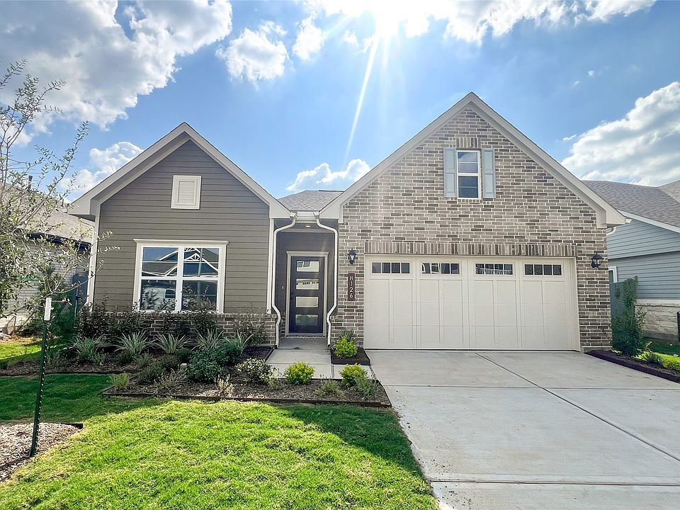 The Crawford- Front Exterior