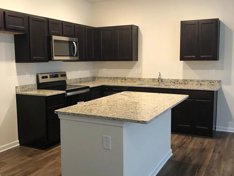 6412 Mountain Home Way SE — Photo 4