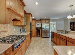 2 Bernard Dr, Holmdel, NJ