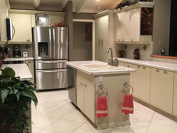 3rd image of 5122 SW Bimini Cir S