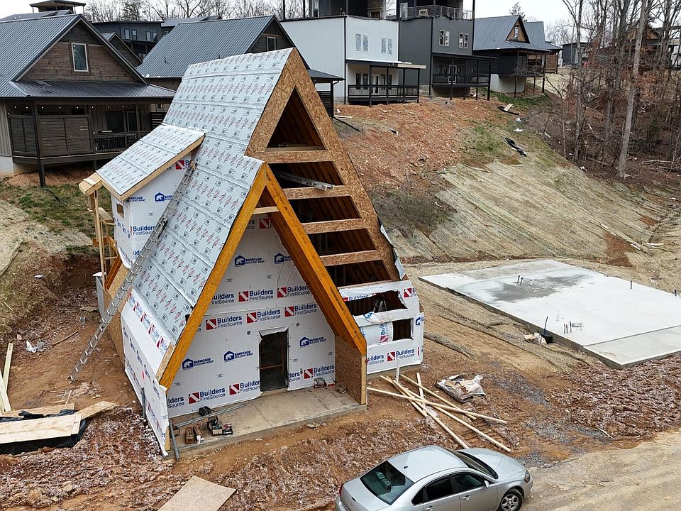 2nd image of 611 Longbow Way