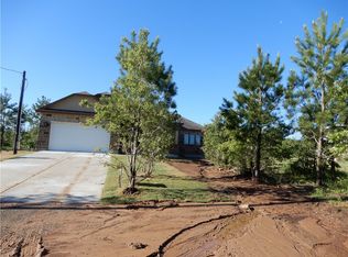 181 Cardinal Loop, Paige, TX 78659