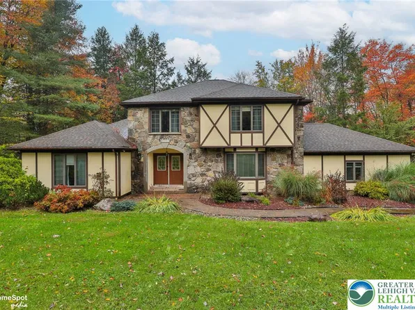 157 Greenwood Dr, Blakeslee, PA 18610