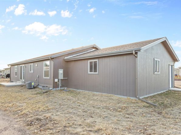 113 Juniper Circle, Log Lane Village, CO 80705