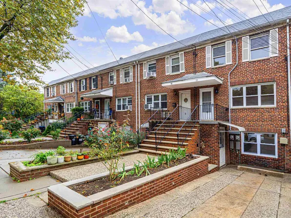 53 College St, Jersey City, NJ 07305