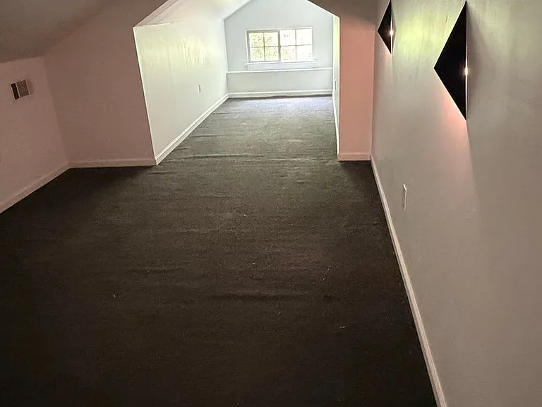 1233 Poland Ave — Photo 16