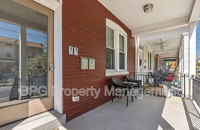 4122 5th St NW #1 — Photo 3