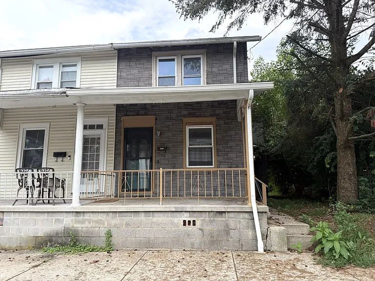 329 Duke St — Photo 1
