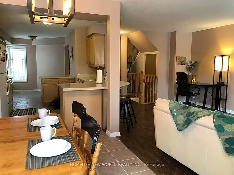 829 Whetherfield St — Photo 8