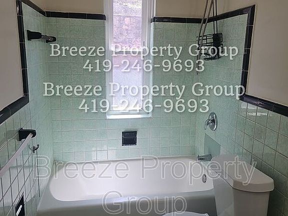 4th image of 1945 Ottawa Dr #11