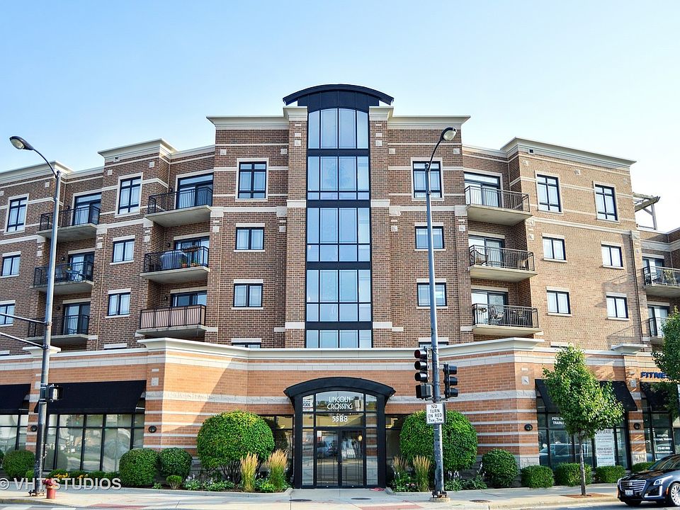 1st image of 5588 N Lincoln Ave APT 308