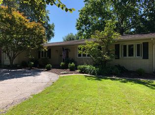 431 Mississippi Blvd, Bettendorf, IA 52722