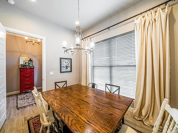 5th image of 2114 W Forest Rdg