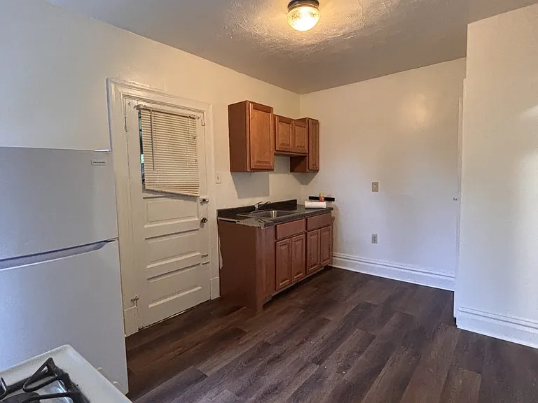 124 Hochberg Rd #2 — Photo 3