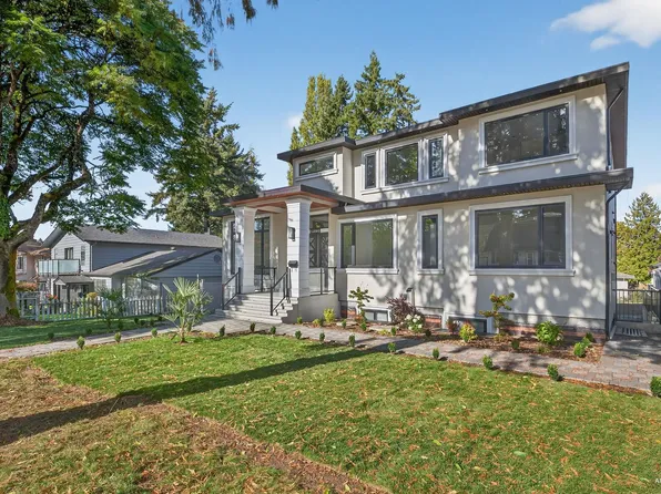 12893 107th Ave, Surrey, BC V3T 2E8