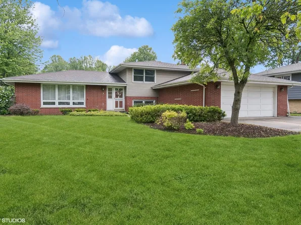 6859 W Golfview Ln, Palos Heights, IL 60463