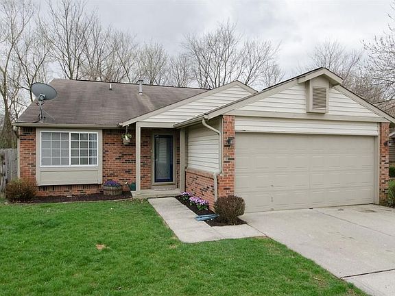 2nd image of 165 Southridge Ln