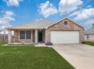 2529 Castle Pines Dr, Burleson, TX 76028