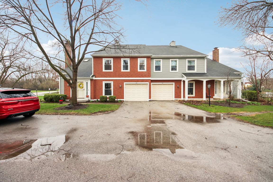 S Stonington Dr-S0504-001.jpg