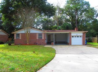 950 Carlotta Rd W, Jacksonville, FL 32211