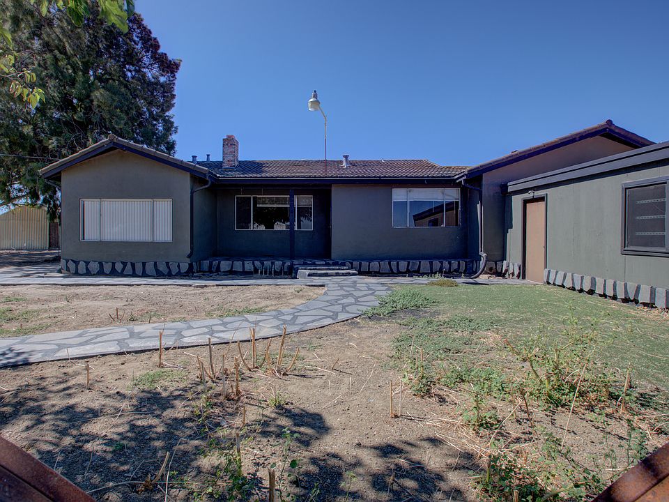 2nd image of 15000 W Middle Rd