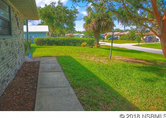 5th image of 2403 Sabal Palm Dr