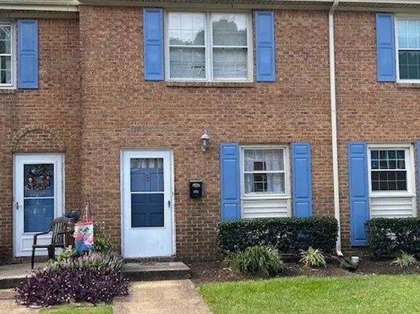 871 Elizabeth Ct, Virginia Beach, VA 23451
