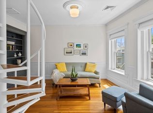 15 Grovenor Rd #3, Jamaica Plain, MA 02130