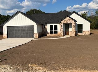 216 Jimmy Ln, Millsap, TX 76066