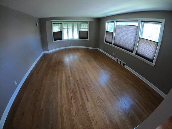 4th image of 1747 N 74th Ave