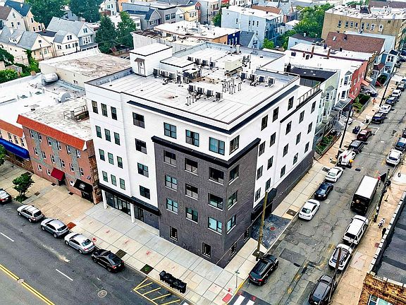 2nd image of 425 Avenue C #501