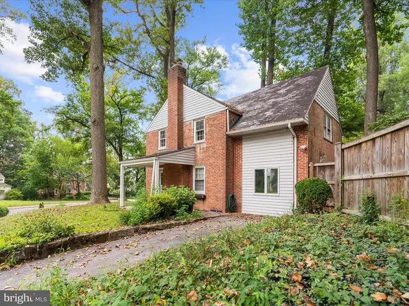 801 Olmstead Rd, Pikesville, MD 21208