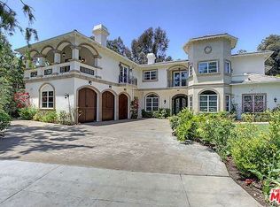 921 Greentree Rd, Pacific Palisades, CA 90272