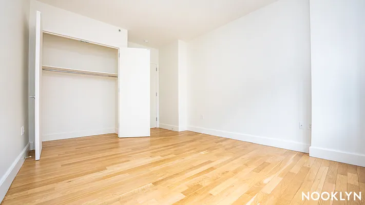 Rented by Nooklyn NYC LLC | media 32