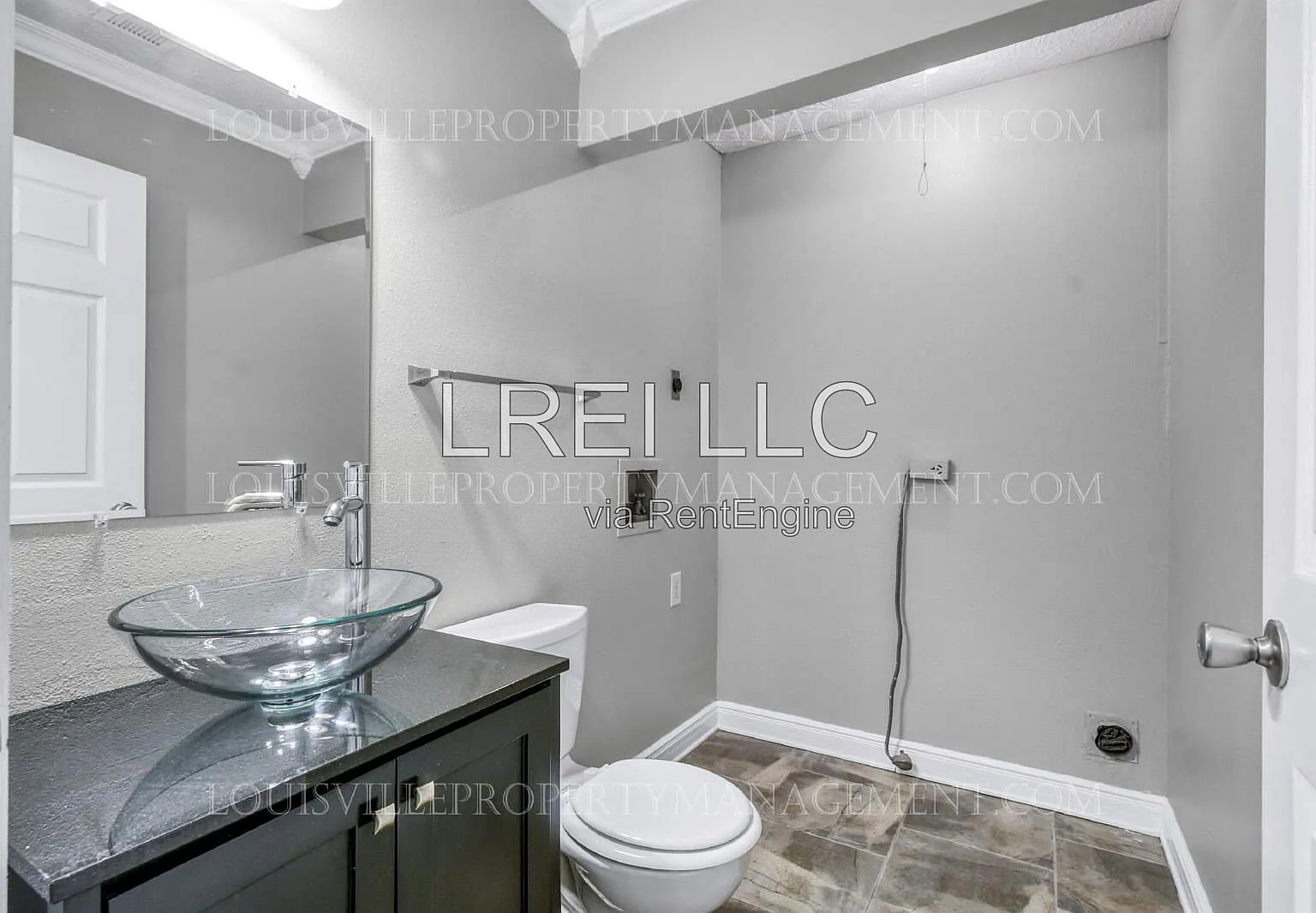 2 bed, 1.5 bath, 1000 sqft, $950 — Photo 4