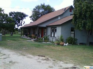 2100 Woodrow Center Rd, Kingsbury, TX 78638