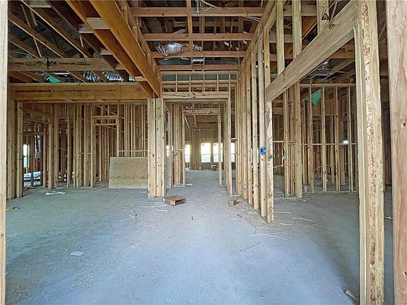 2nd image of 2558 Atlantic St