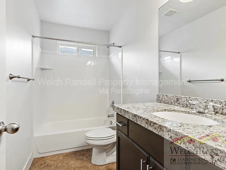 433 N 100 W — Photo 17