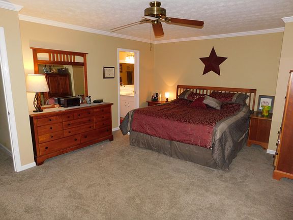 4th image of 8803 Ashton Ct